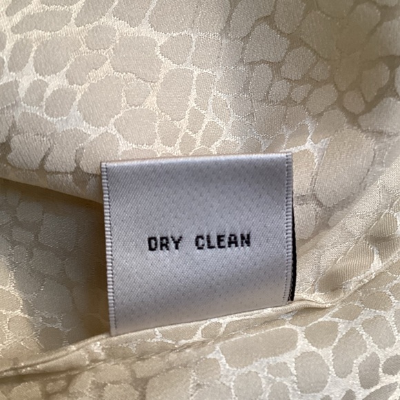 NWT Talbots Silk Blouse Button Up Cream Snake Skin Print - Picture 11 of 12